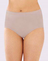 Bali Comfort Revolution Seamless Brief Rosewood Sale Online Bali Comfort Revolution Seamless Brief Rosewood Sale Online