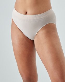 Bali Comfort Revolution Modern Seamless Hi-Cut Panty Sandshell Sale Online Bali Comfort Revolution Modern Seamless Hi-Cut Panty Sandshell Sale Online